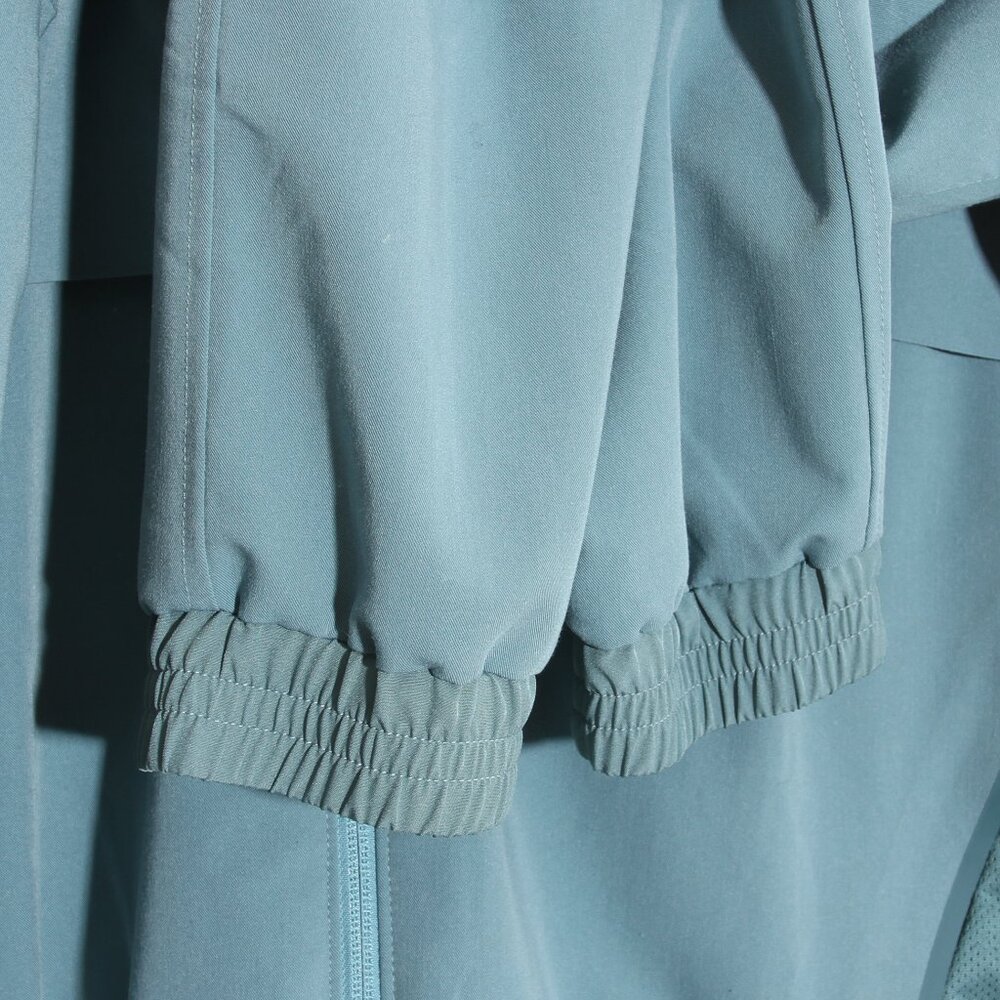 Figs Sydney Performance Scrub Jacket Hydrogreen F… - image 6